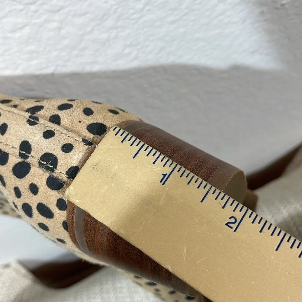 Dolce vita leather 6.5 Kadie cheetah shoe booties Leopard Cheetah Animal print